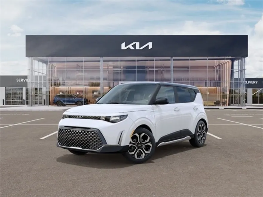 2025 Kia Soul EX photo 1