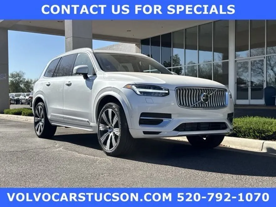 2025 Volvo XC90 T8 Plus photo 1