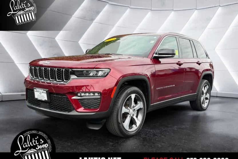 2023 Jeep Grand Cherokee Limited photo 1