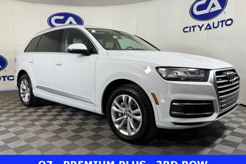 2017 Audi Q7 Premium Plus photo 1