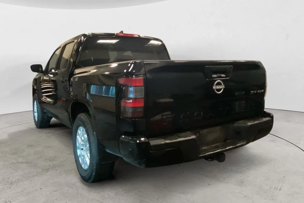 2022 Nissan Frontier SV photo 1