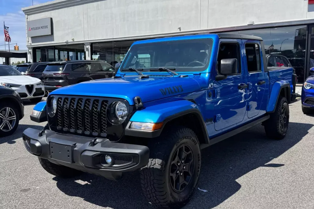 2021 Jeep Gladiator Willys photo 1