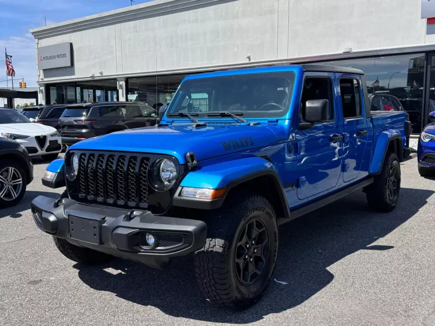 2021 Jeep Gladiator Willys photo 1