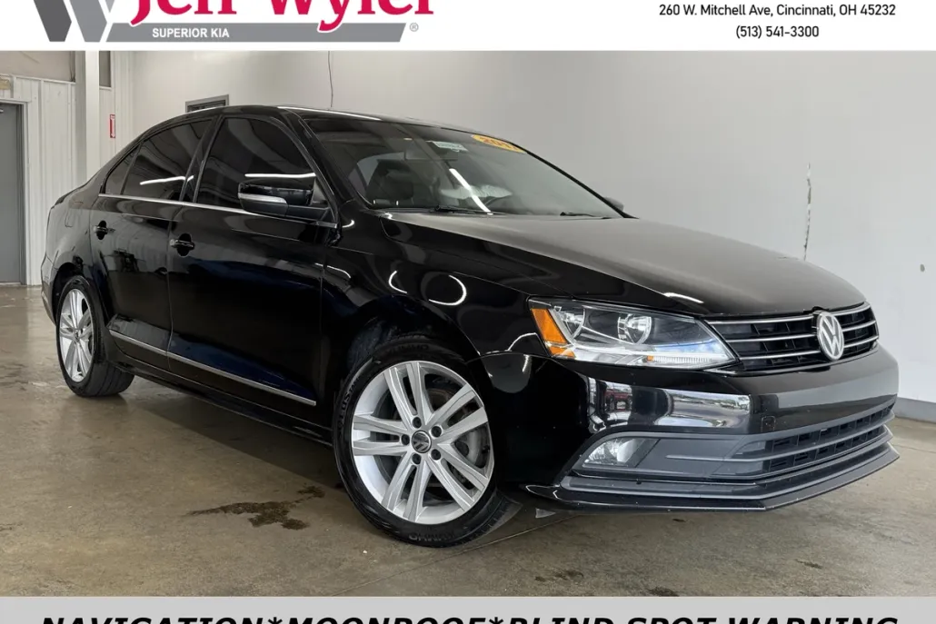 2017 Volkswagen Jetta 1.8T SEL photo 1