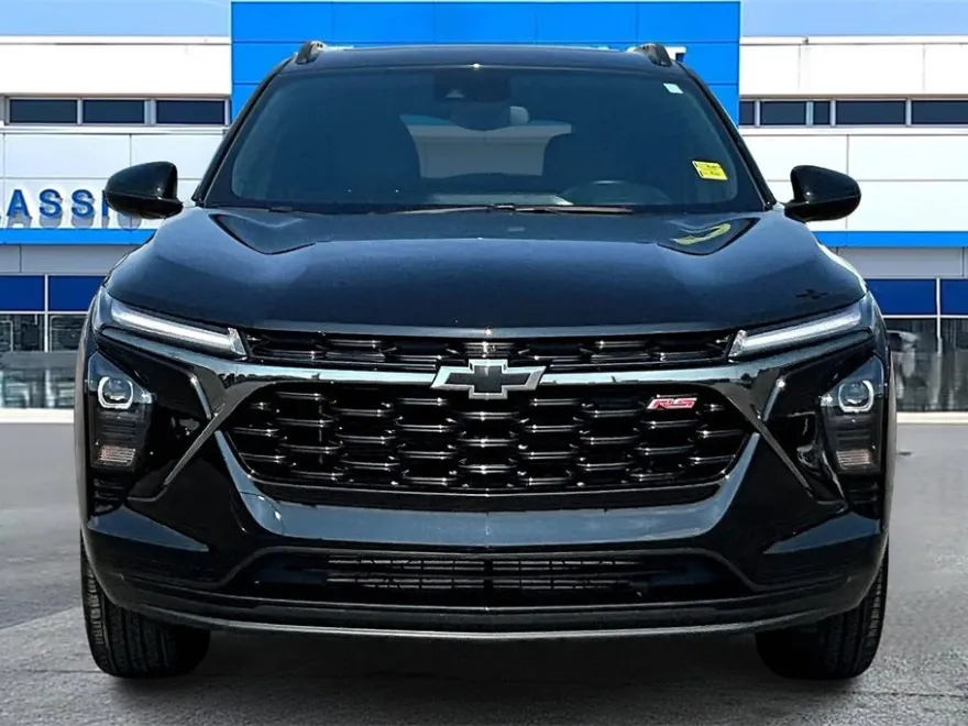 2025 Chevrolet Trax photo 1