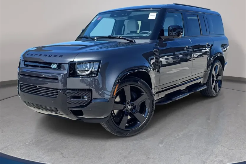 2025 Land Rover Defender 130 X-Dynamic SE photo 1