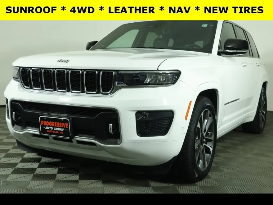 2022 Jeep Grand Cherokee Overland photo 1