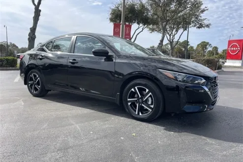 2025 Nissan Sentra SV photo 2
