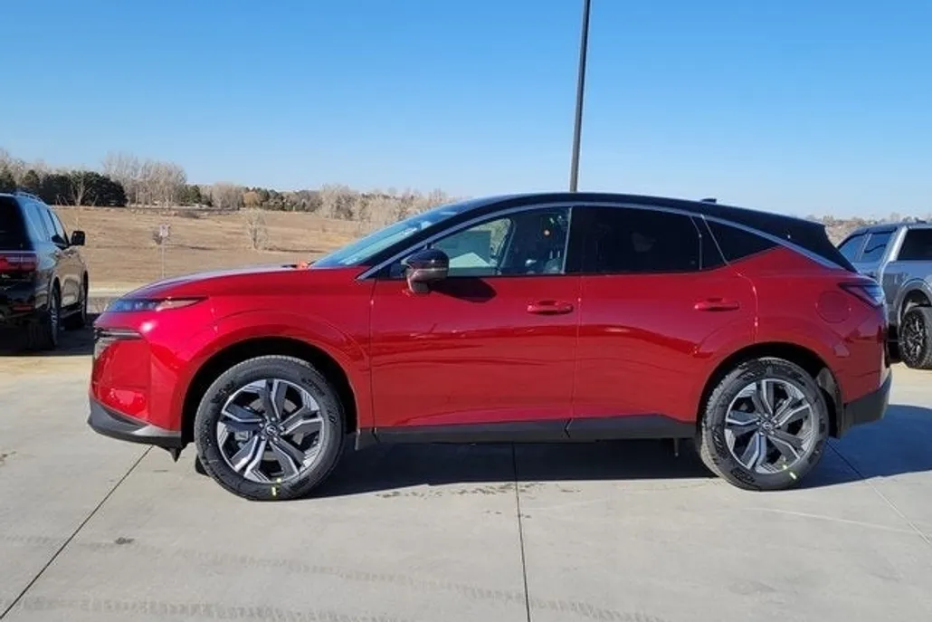 2025 Nissan Murano SL photo 1