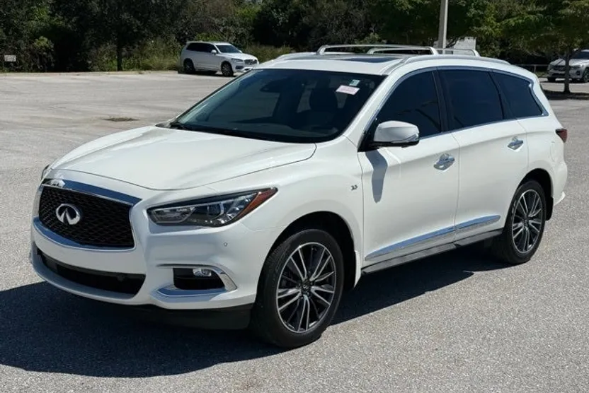 2020 Infiniti QX60 photo 1