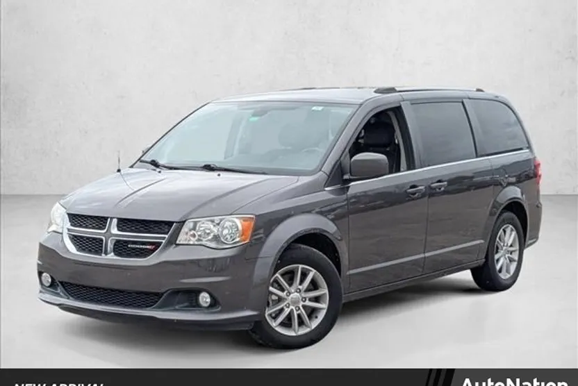 2019 Dodge Grand Caravan SXT photo 1