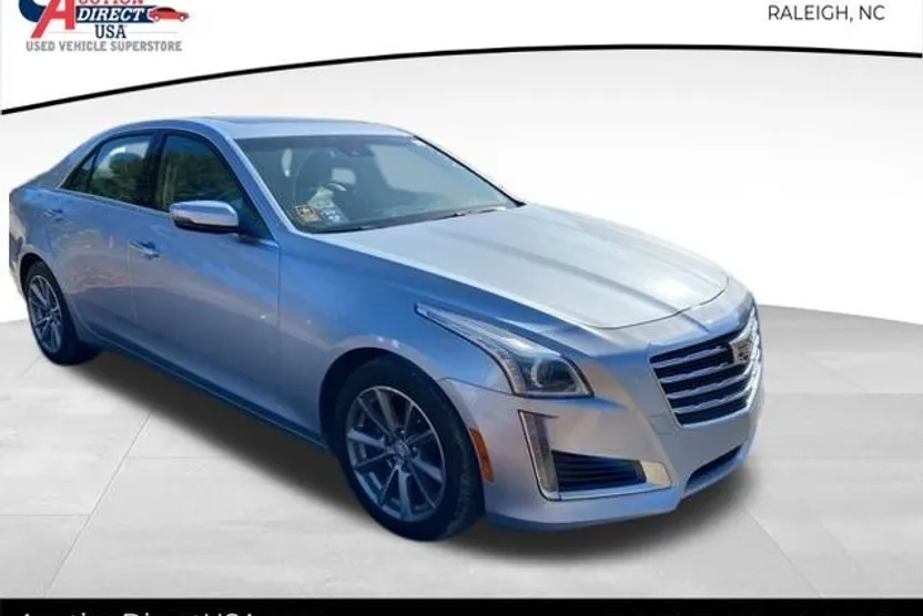2017 Cadillac CTS Luxury photo 1