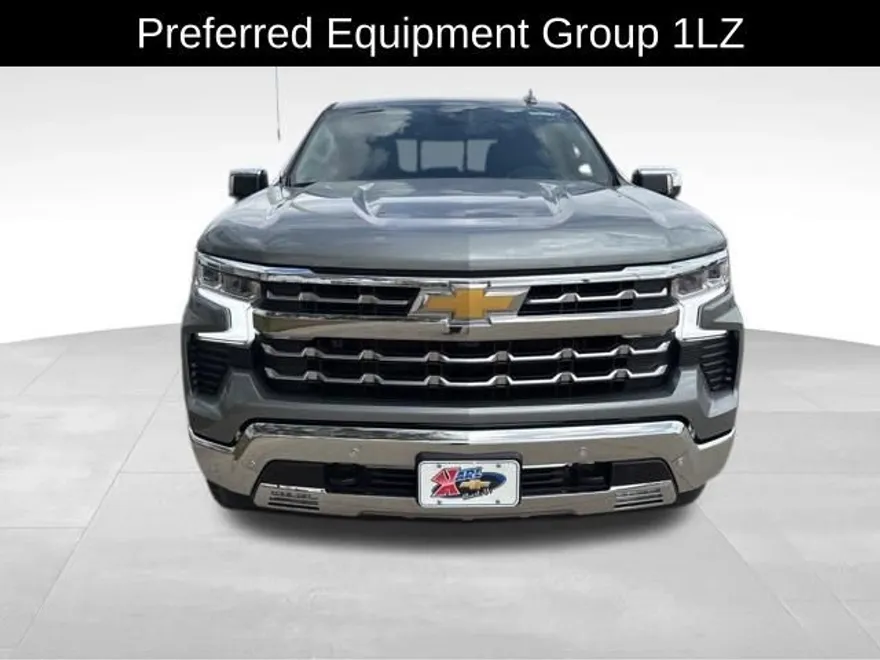 2025 Chevrolet Silverado 1500 LTZ photo 1