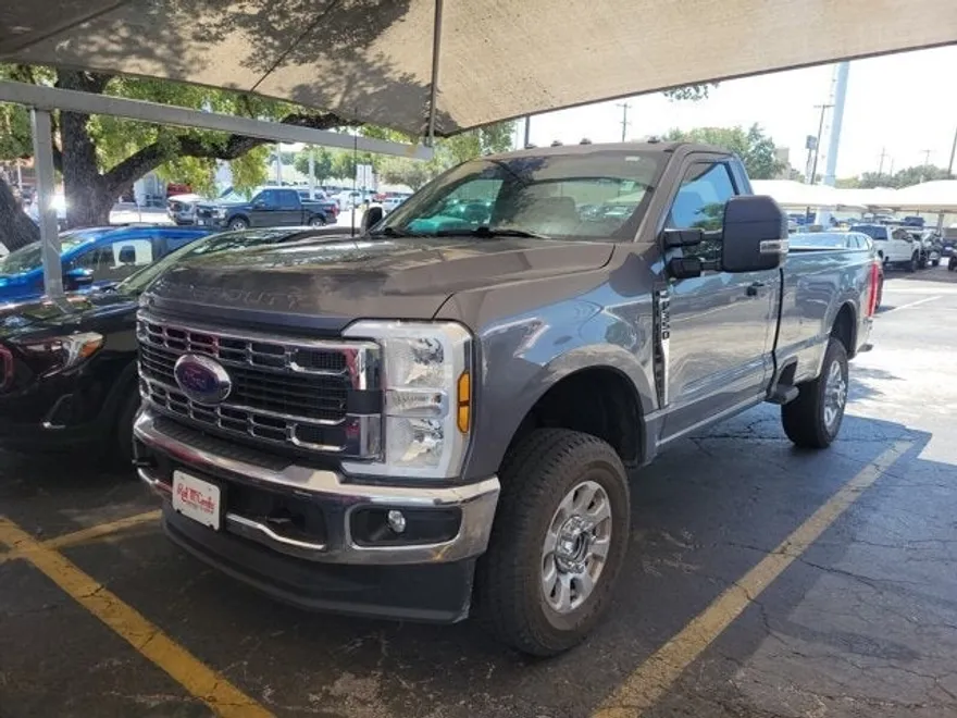 2024 Ford F-350 XLT photo 1