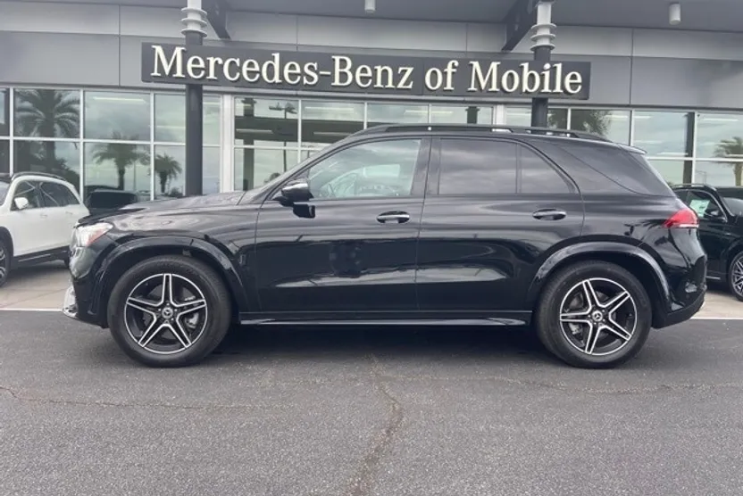 2022 Mercedes Benz GLE 450 4MATIC photo 1