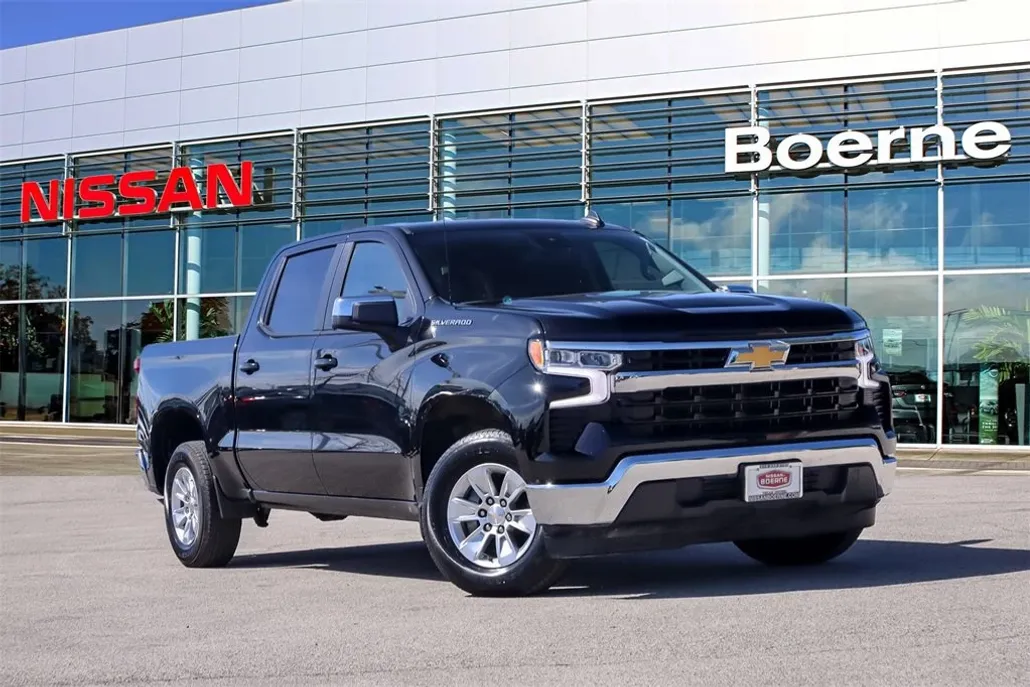 2025 Chevrolet Silverado 1500 LT photo 1