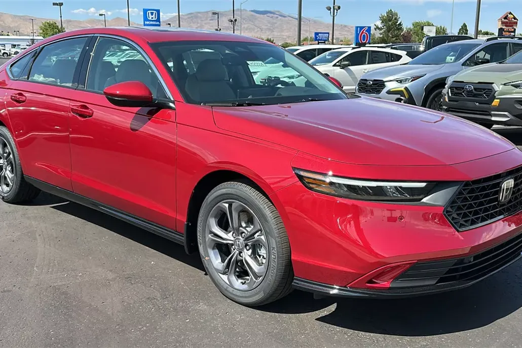 2025 Honda Accord Hybrid EX-L photo 1