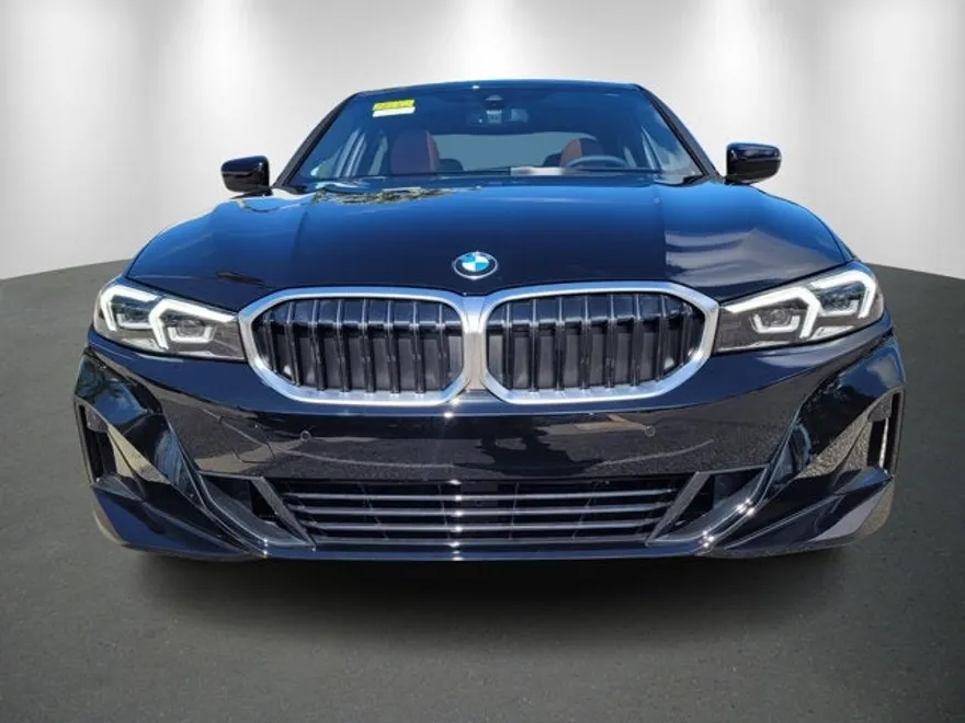 2025 Bmw 330i photo 2