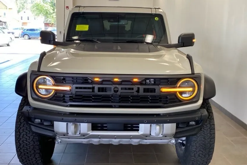 2025 Ford Bronco Raptor photo 1