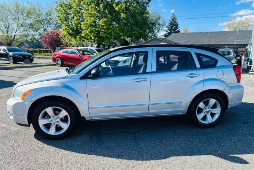 2011 Dodge Caliber Mainstreet photo 1