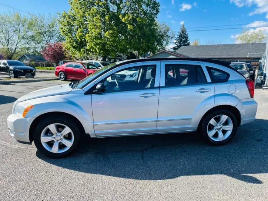 2011 Dodge Caliber Mainstreet photo 1