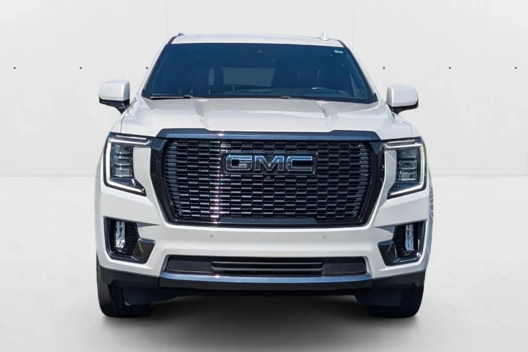 2023 Gmc Yukon XL Denali Ultimate photo 1