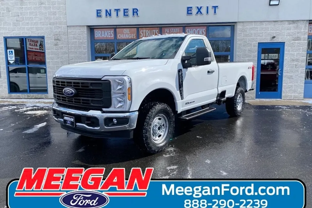 2025 Ford F-350 XL photo 1