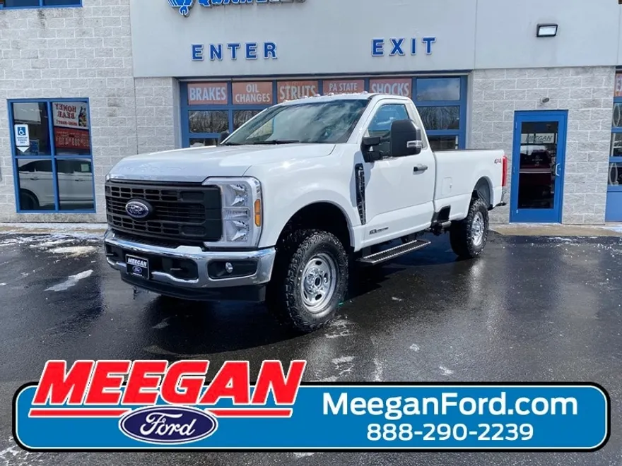 2025 Ford F-350 XL photo 1