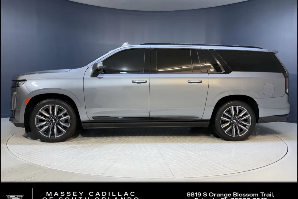 2022 Cadillac Escalade ESV Sport Platinum photo 1