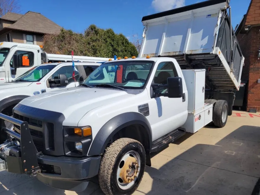 2008 Ford F-450 photo 1