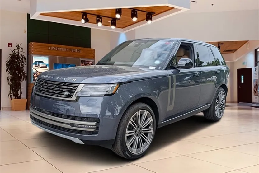 2025 Land Rover Range Rover SE photo 1