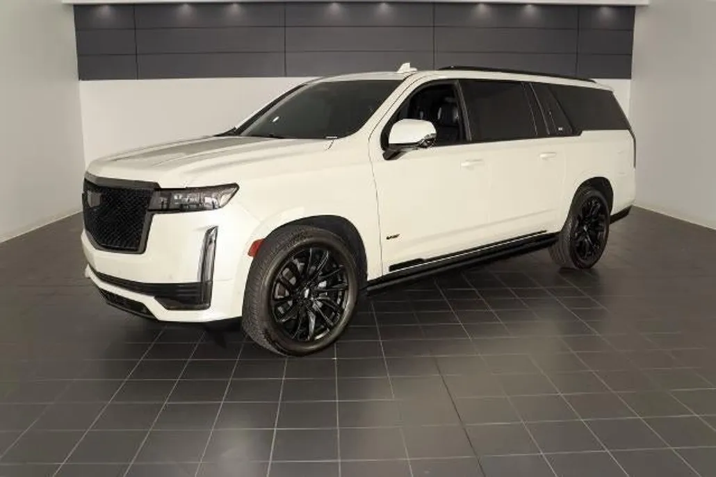 2023 Cadillac Escalade ESV Sport Platinum photo 1