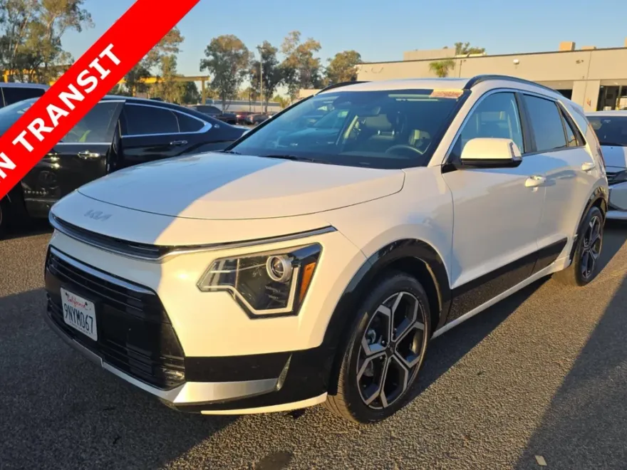 2024 Kia Niro EX Touring photo 1