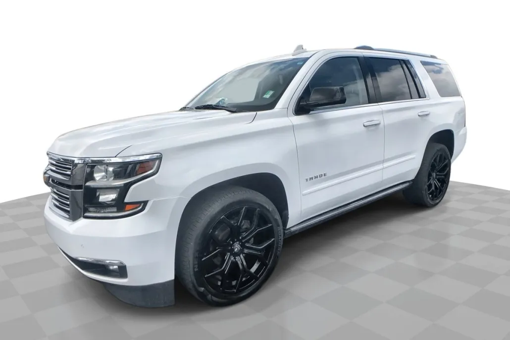 2017 Chevrolet Tahoe Premier photo 1