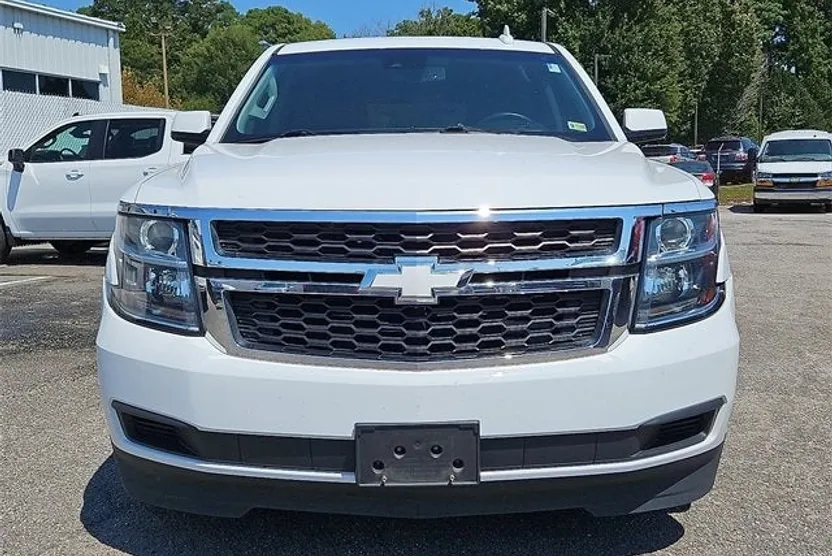 2018 Chevrolet Tahoe LT photo 1