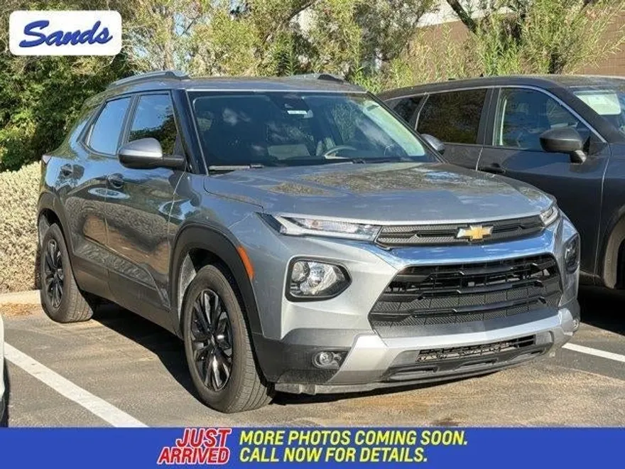 2023 Chevrolet Trailblazer LT photo 1