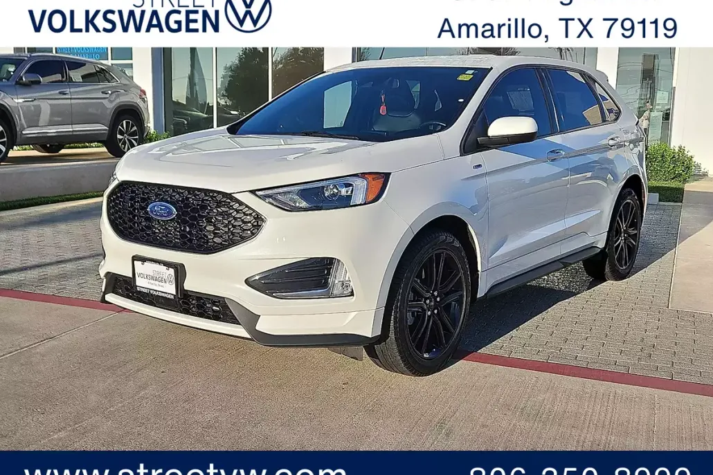 2024 Ford Edge ST photo 1