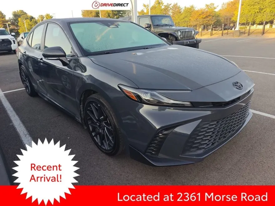 2025 Toyota Camry XSE photo 1