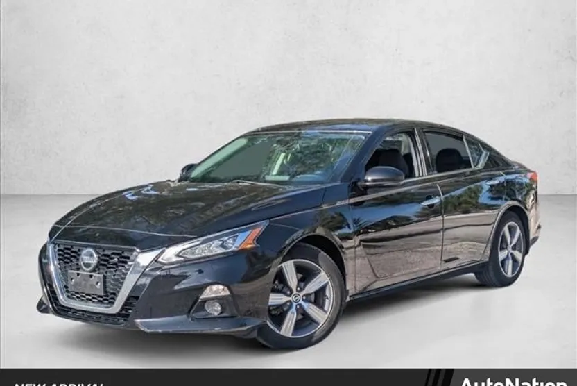 2020 Nissan Altima 2.5 SV photo 1