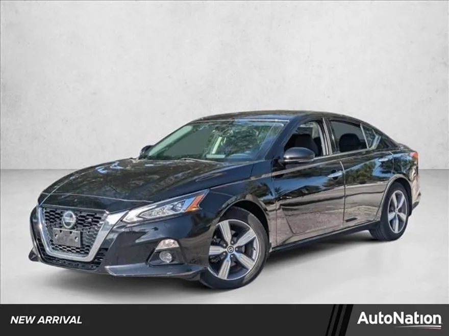 2020 Nissan Altima 2.5 SV photo 1