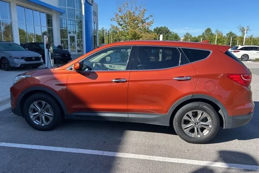 2016 Hyundai Santa Fe Sport Base photo 1