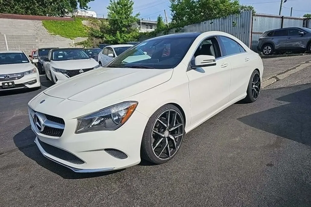 2018 Mercedes Benz CLA 250 photo 1