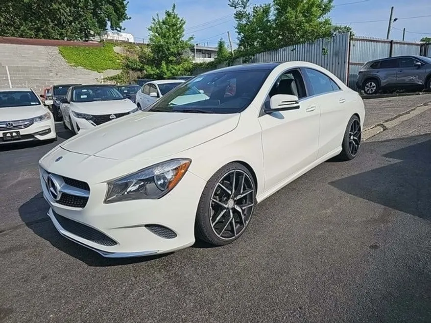 2018 Mercedes Benz CLA 250 photo 1
