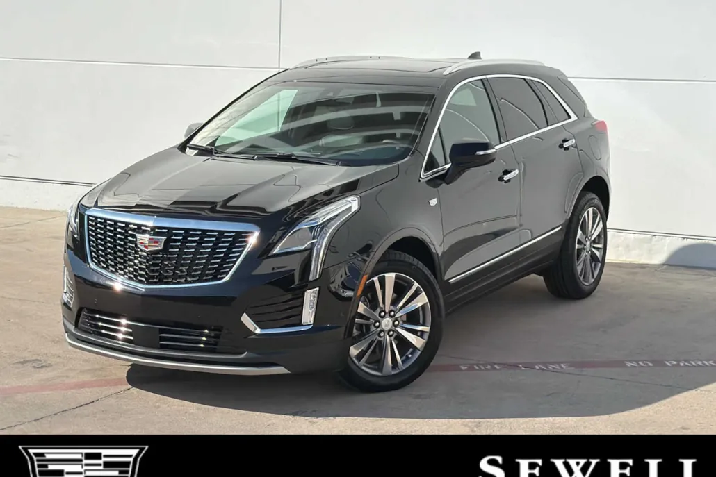 2024 Cadillac XT5 Platinum Premium Luxury photo 1