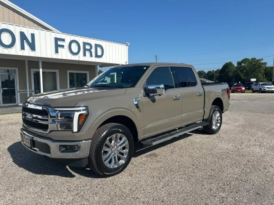 2025 Ford F-150 Lariat photo 1
