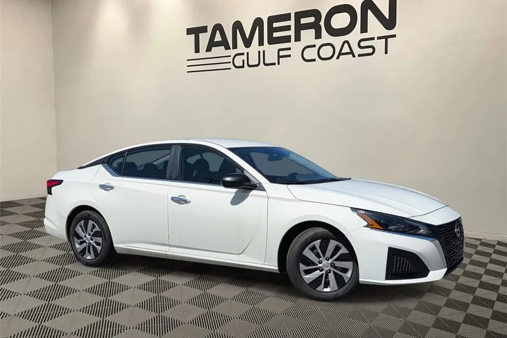 2025 Nissan Altima 2.5 S photo 1
