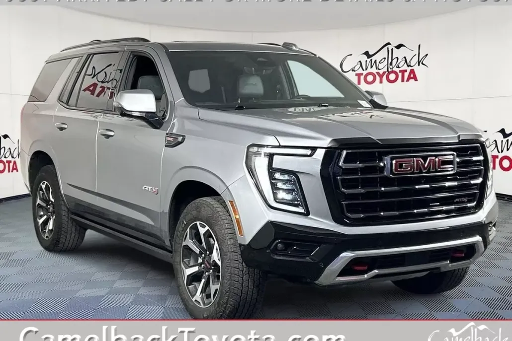 2025 Gmc Yukon AT4 photo 1