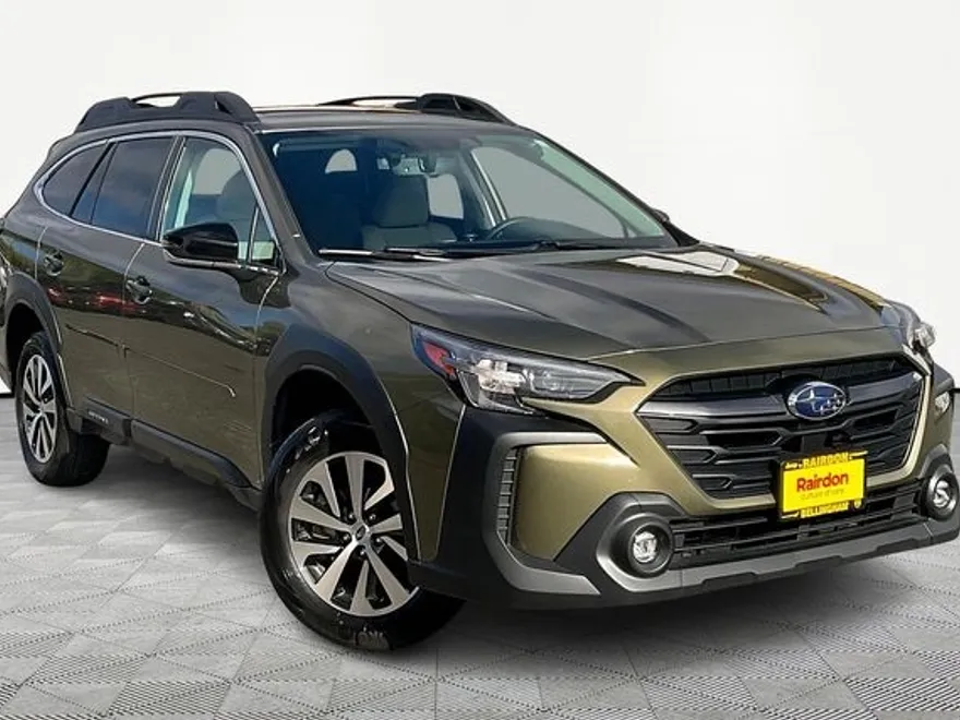 2023 Subaru Outback Premium photo 1