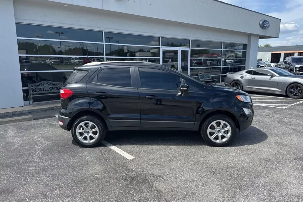 2020 Ford EcoSport SE photo 1