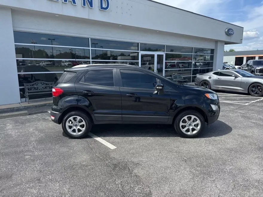 2020 Ford EcoSport SE photo 1